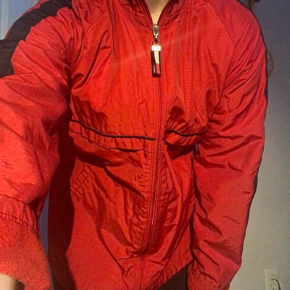 VINTAGE TOMMY HILFIGER red fall jacket/windbreaker - Picture 7 of 7